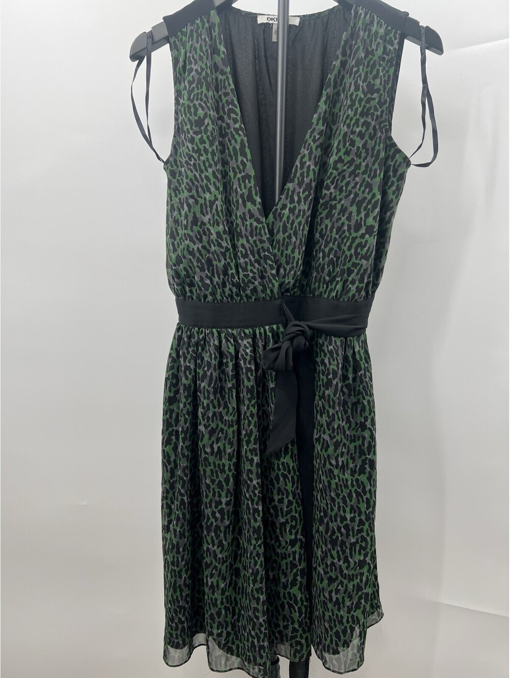 DKNY Dress Womens Chiffon Animal Print Green Black Wrap V Neck Tie Waist XS